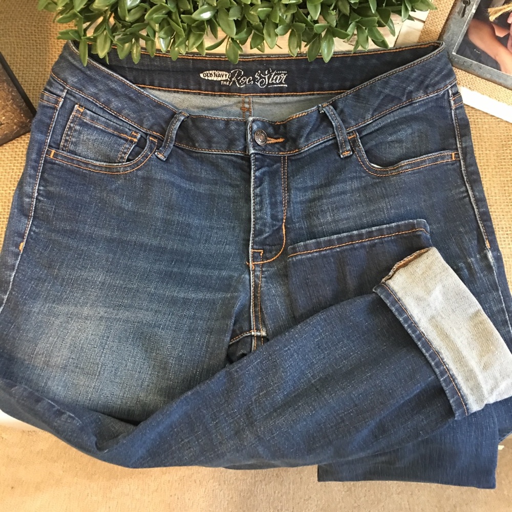 Old Navy Rockstar Crop Jean